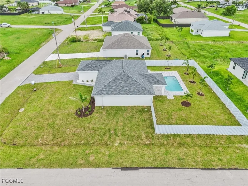 1136 NW 9th Terrace Cape Coral FL 33993