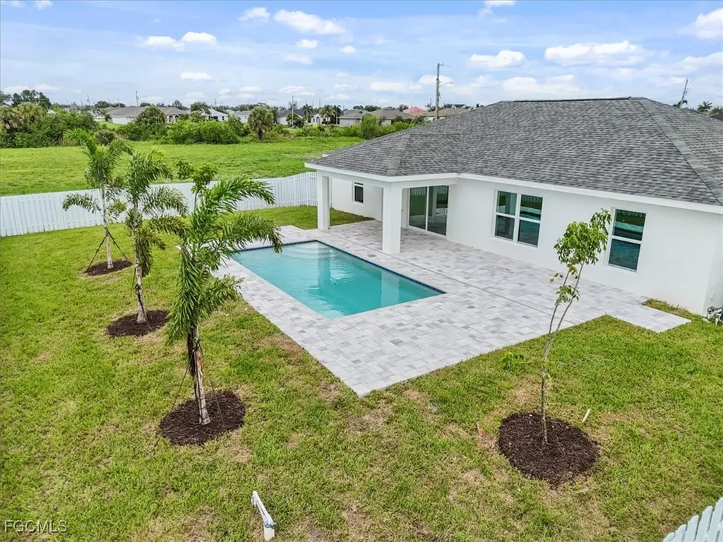 1136 NW 9th Terrace Cape Coral FL 33993