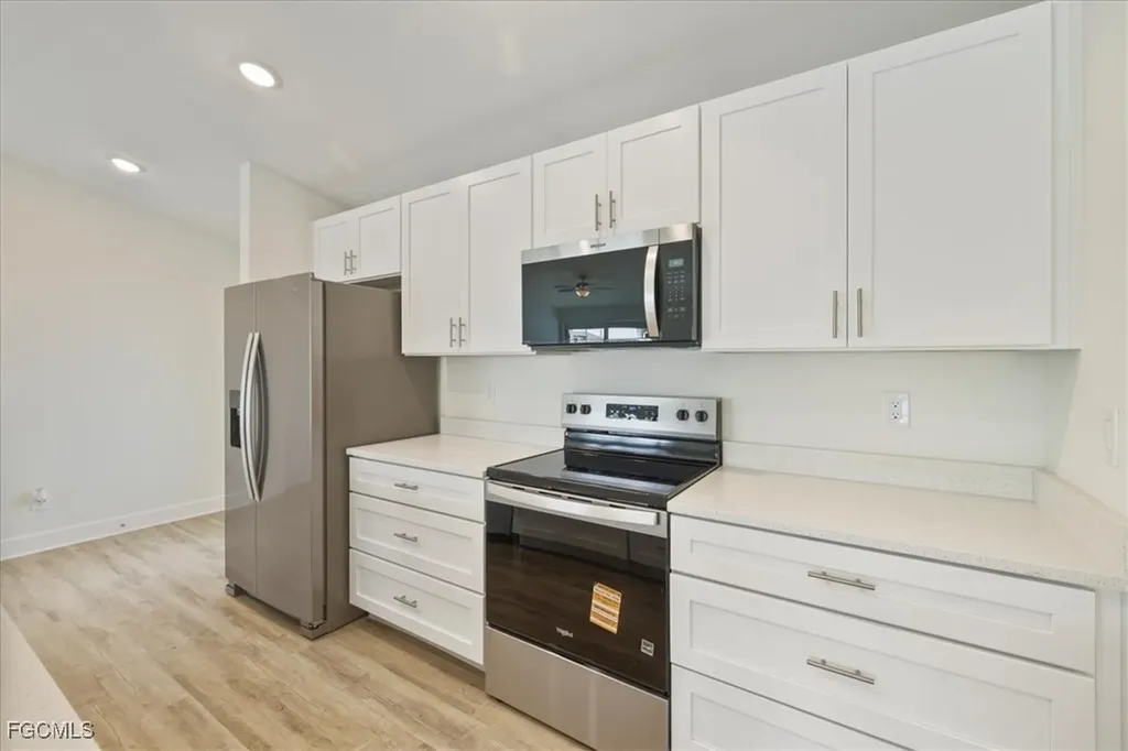 1136 NW 9th Terrace Cape Coral FL 33993