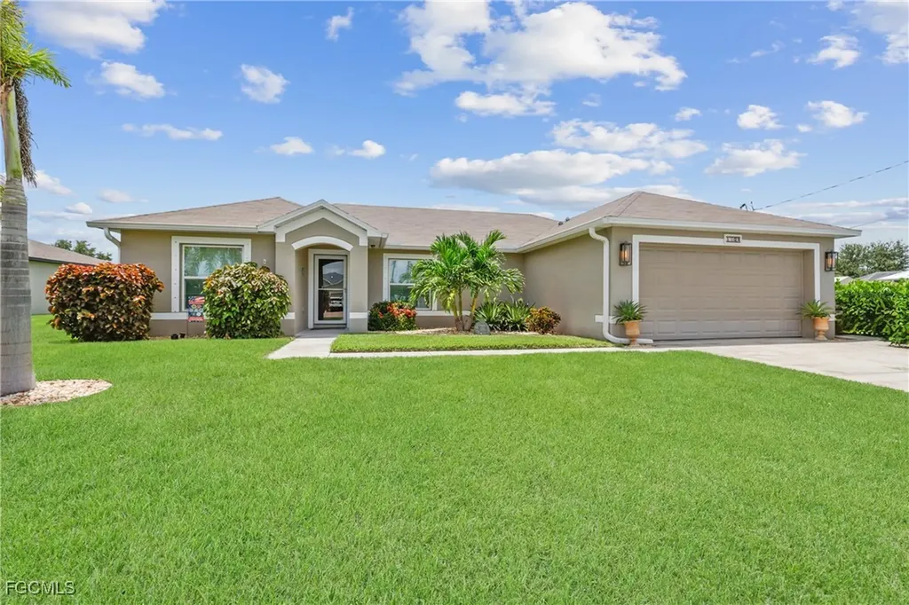 1108 SW 11th Place Cape Coral FL 33991