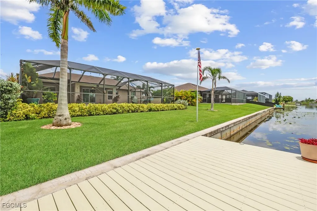 1108 SW 11th Place Cape Coral FL 33991