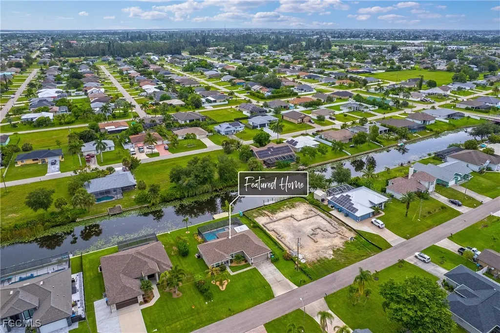 1108 SW 11th Place Cape Coral FL 33991