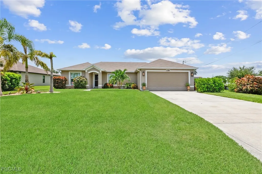 1108 SW 11th Place Cape Coral FL 33991