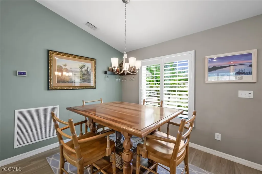 1108 SW 11th Place Cape Coral FL 33991