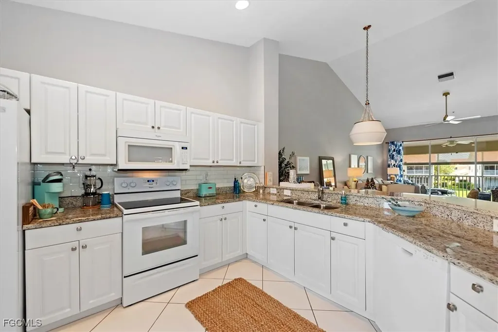 5135 Cobble Creek Court Naples FL 34110