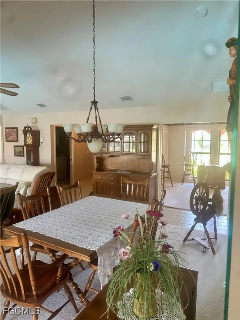 4101 SW 28th Place Cape Coral FL 33914