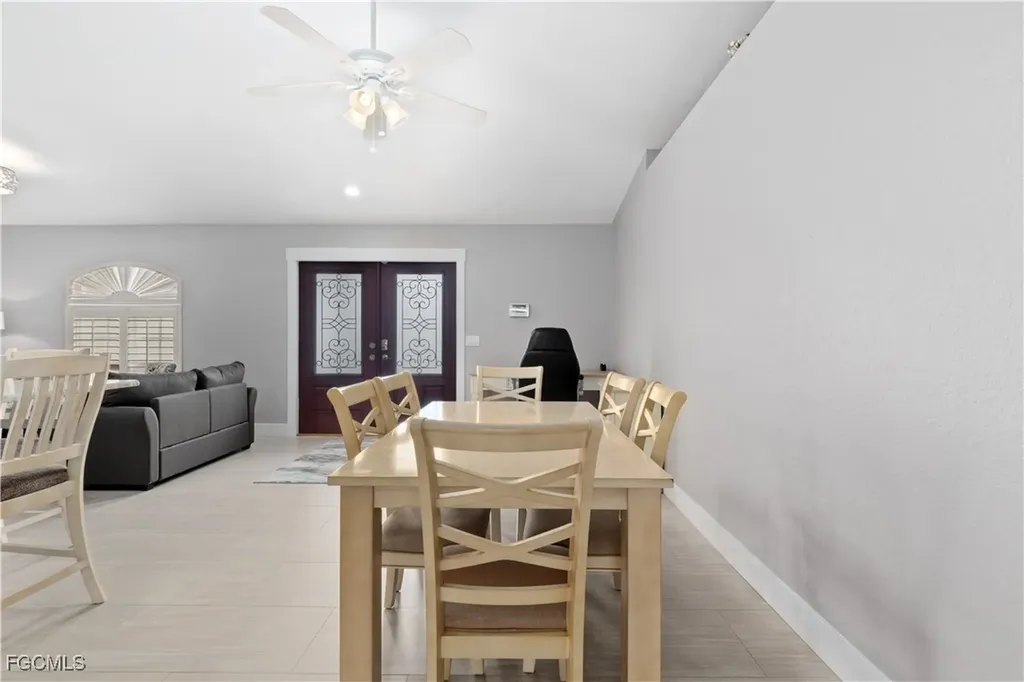 3425 SE 4th Avenue Cape Coral FL 33904