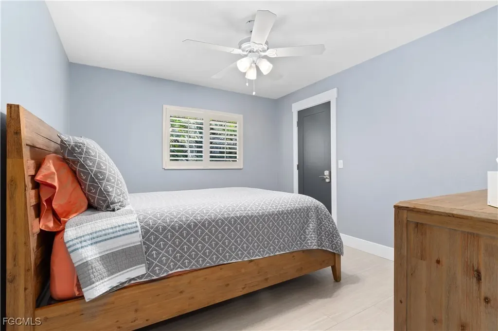 3425 SE 4th Avenue Cape Coral FL 33904