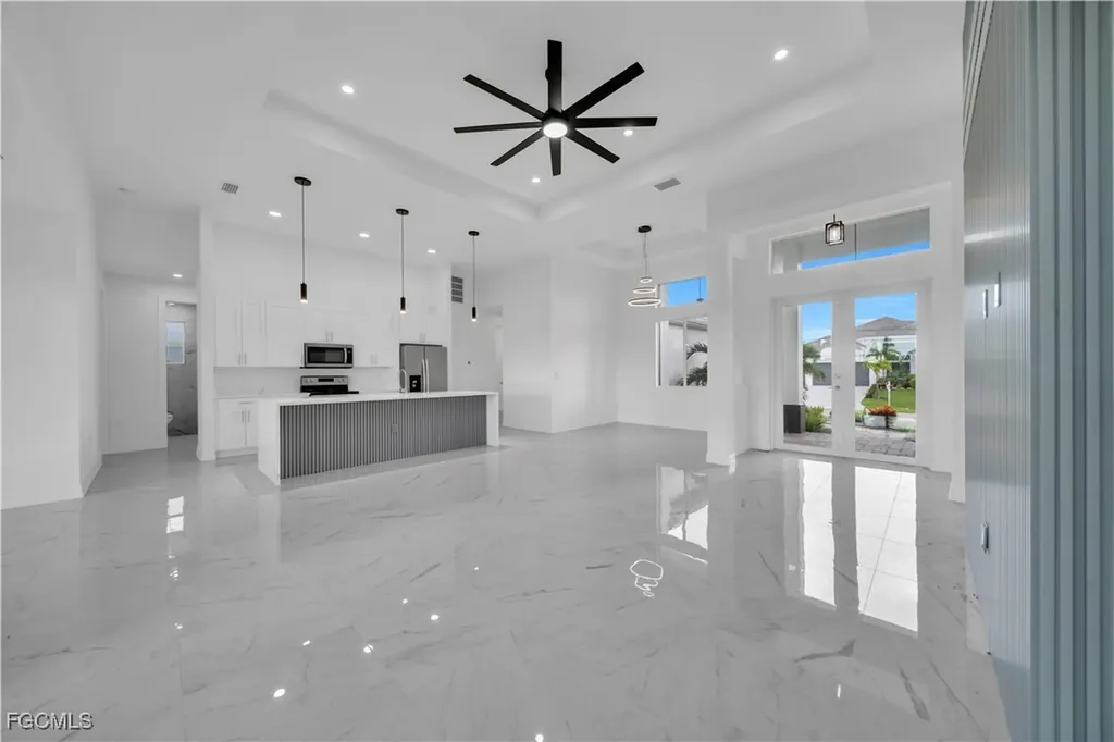 6 SW 37th Avenue Cape Coral FL 33991