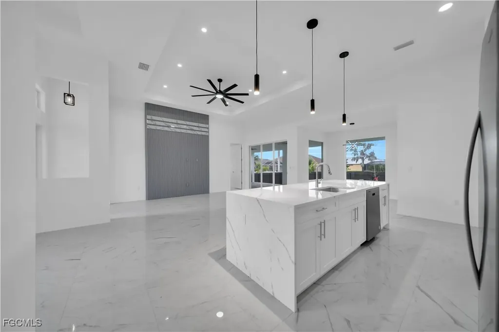 6 SW 37th Avenue Cape Coral FL 33991