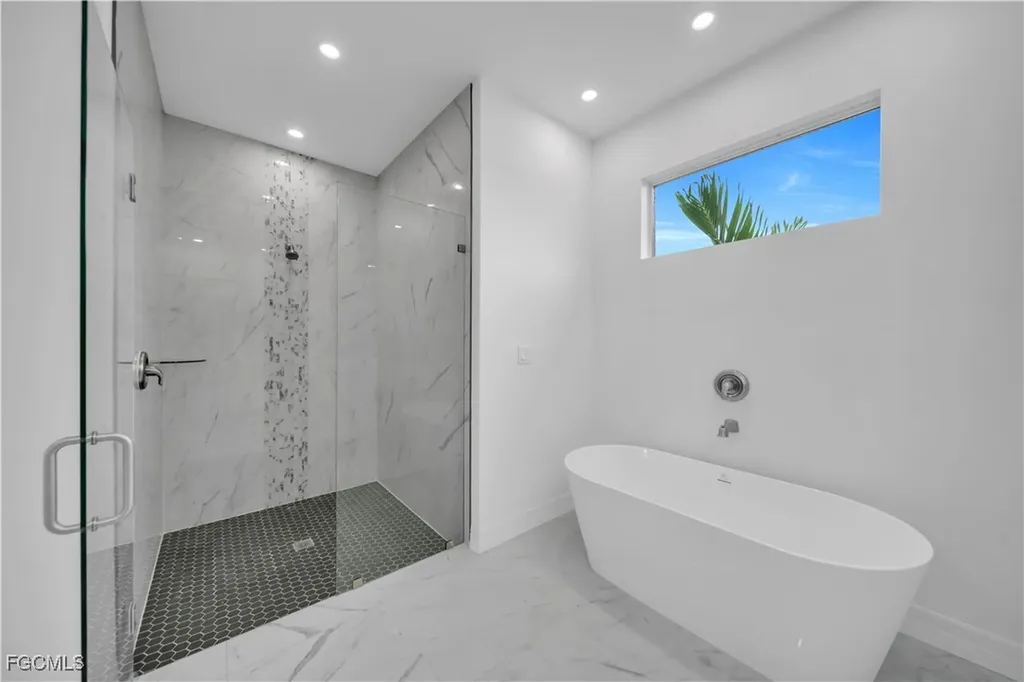 6 SW 37th Avenue Cape Coral FL 33991