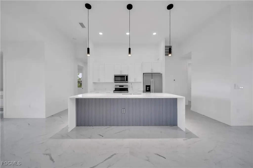 6 SW 37th Avenue Cape Coral FL 33991