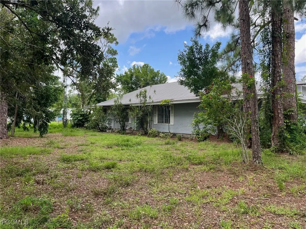 6292 Morgan La Fee Lane Fort Myers FL 33912