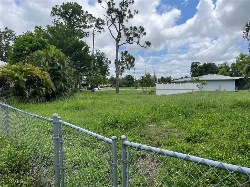 6292 Morgan La Fee Lane Fort Myers FL 33912