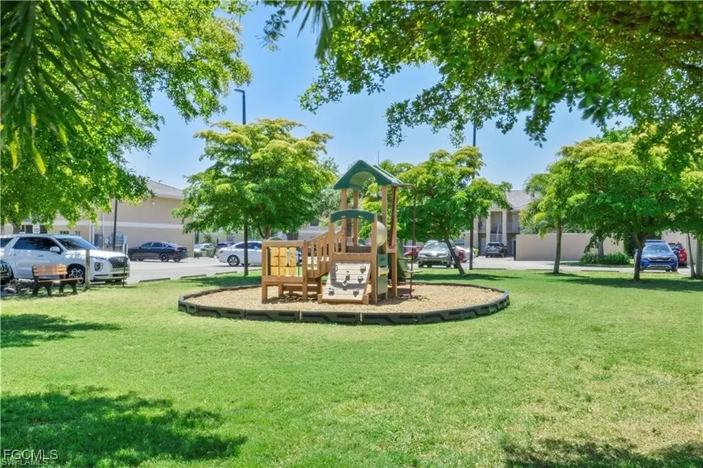 8423 Bernwood Cove Loop Fort Myers FL 33966