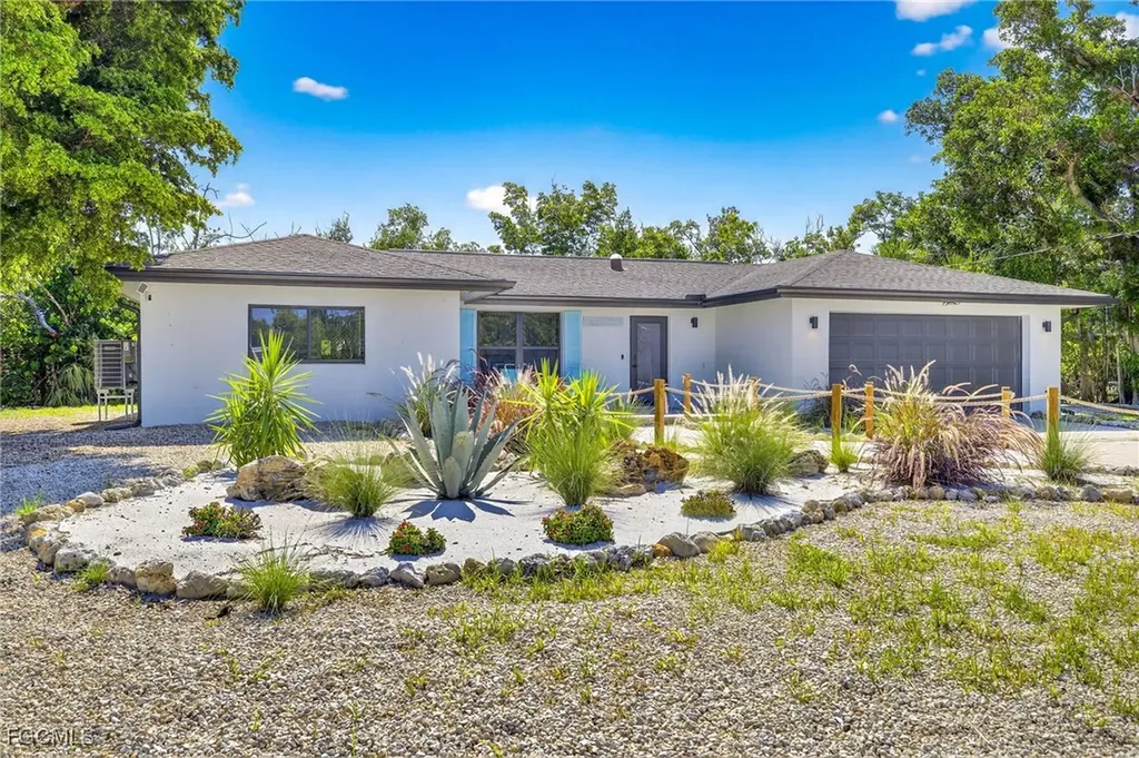 1105 Skiff Place Sanibel FL 33957