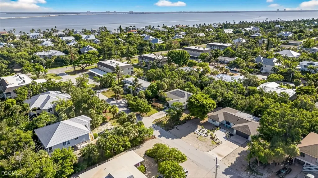 1105 Skiff Place Sanibel FL 33957