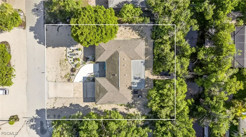 1105 Skiff Place Sanibel FL 33957