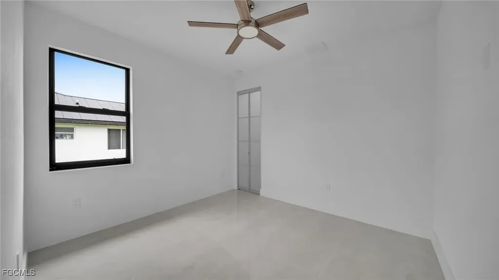 1713 NW 2nd Street Cape Coral FL 33993