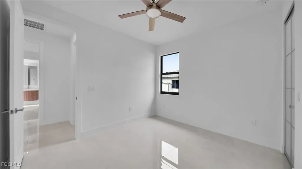 1713 NW 2nd Street Cape Coral FL 33993