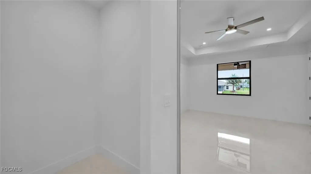 1713 NW 2nd Street Cape Coral FL 33993