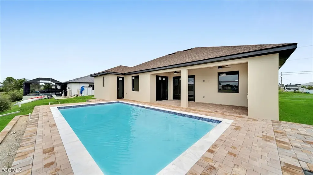 1713 NW 2nd Street Cape Coral FL 33993