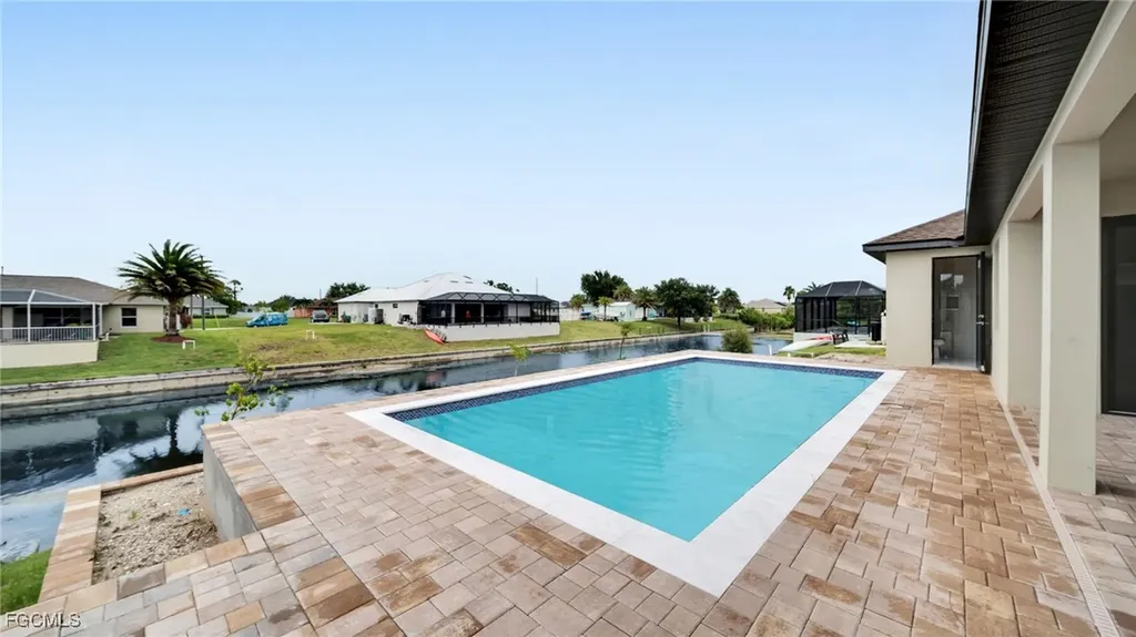 1713 NW 2nd Street Cape Coral FL 33993