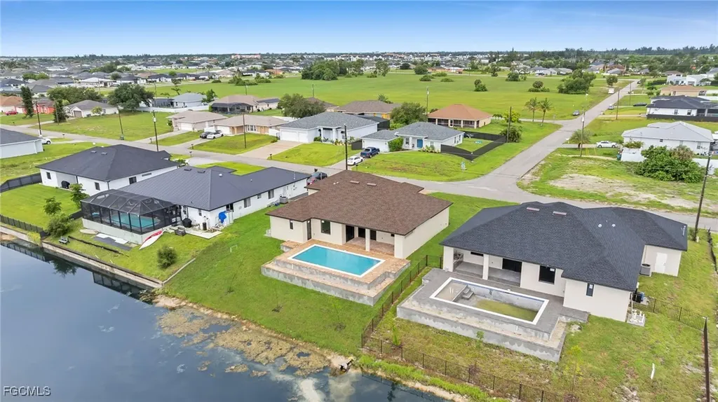 1713 NW 2nd Street Cape Coral FL 33993