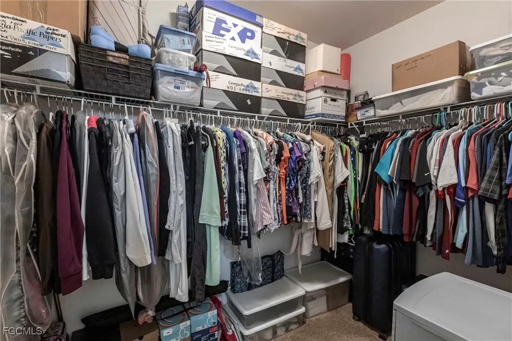 3313 Acapulco Circle Cape Coral FL 33909