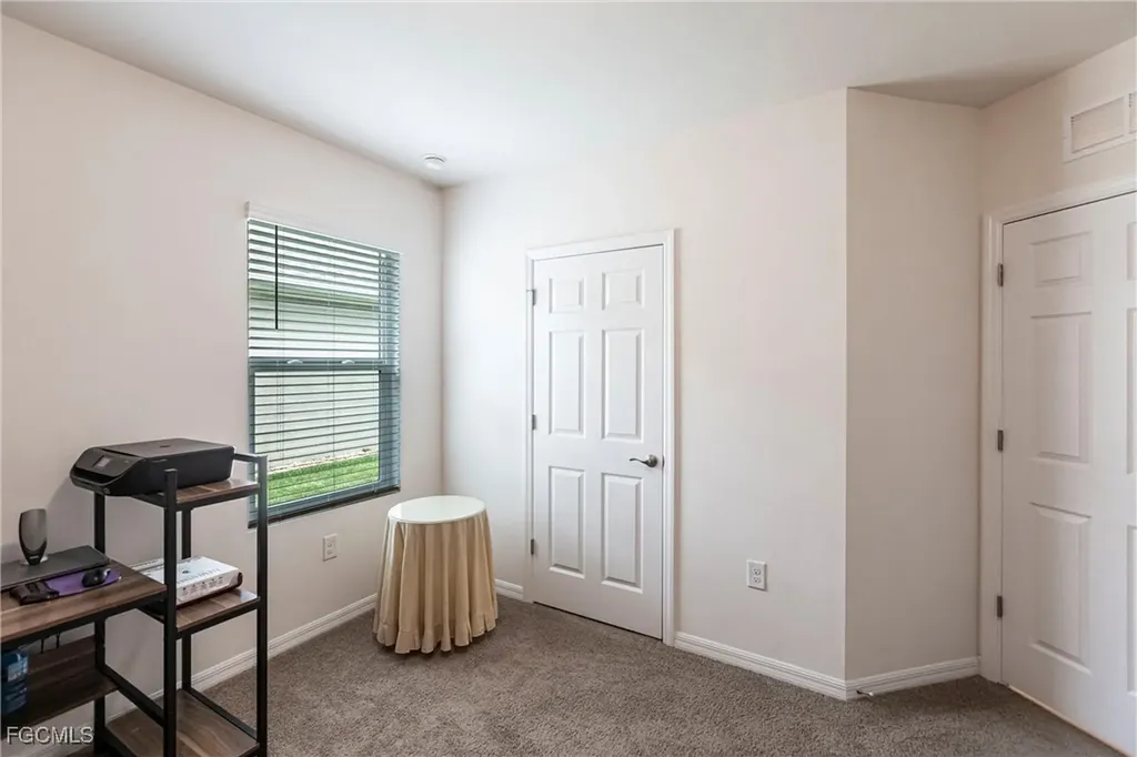 3313 Acapulco Circle Cape Coral FL 33909