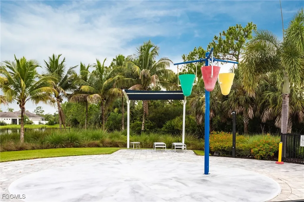 3313 Acapulco Circle Cape Coral FL 33909