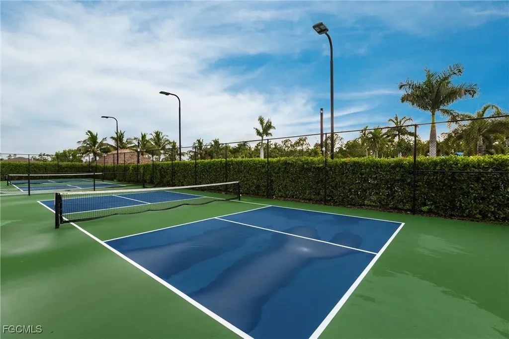 3313 Acapulco Circle Cape Coral FL 33909