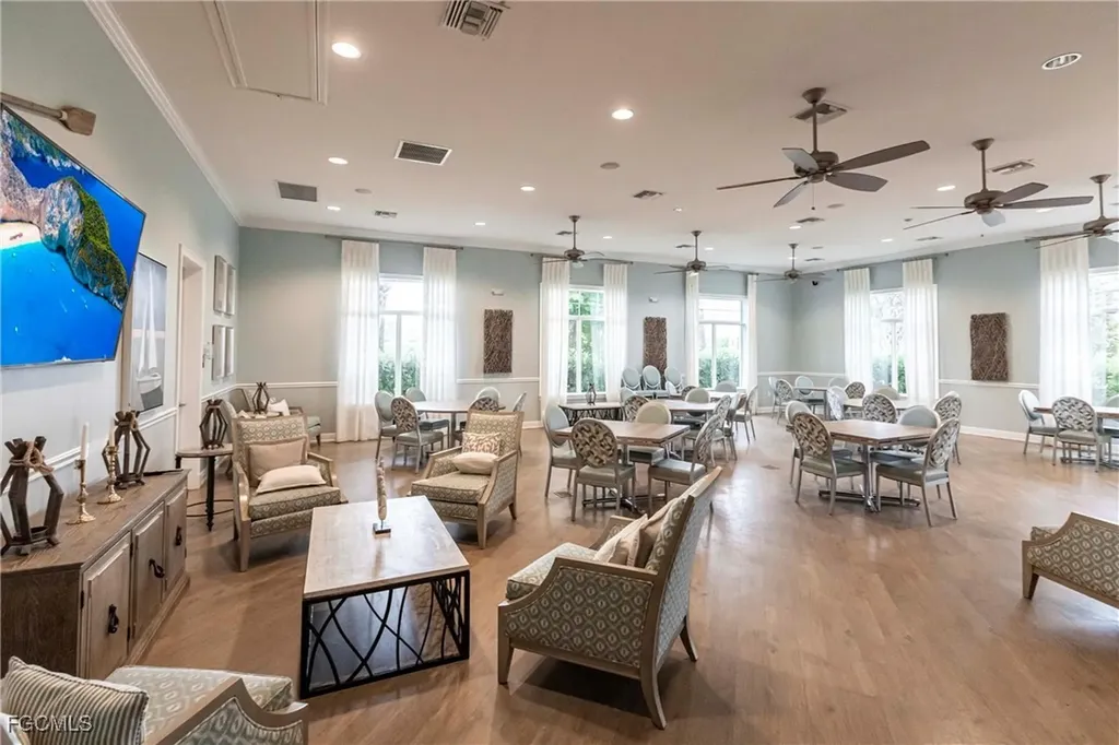 3313 Acapulco Circle Cape Coral FL 33909