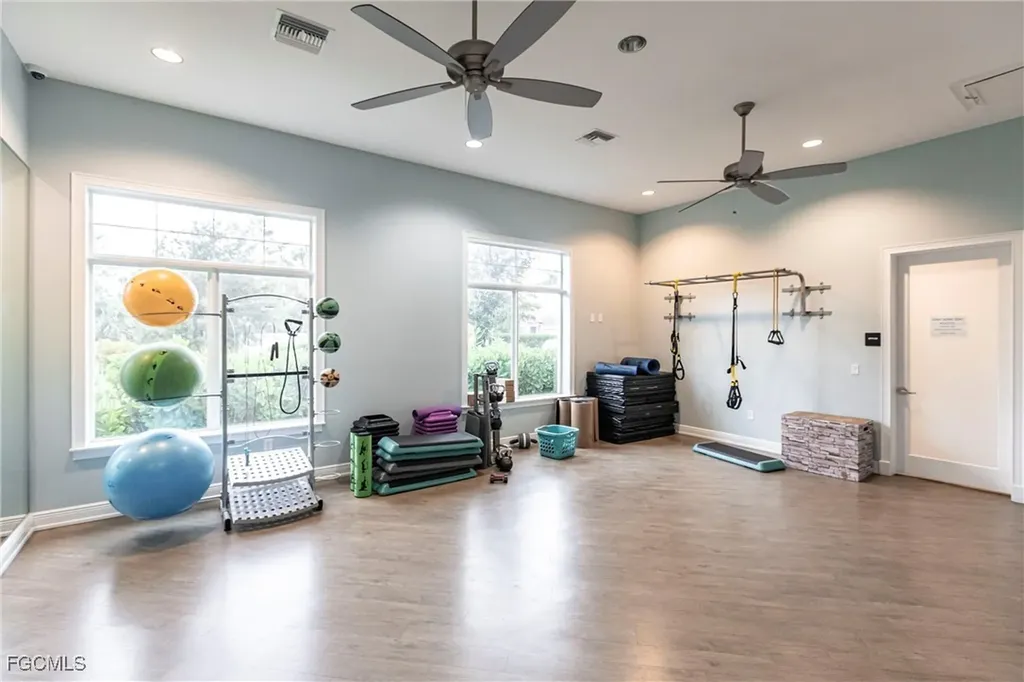 3313 Acapulco Circle Cape Coral FL 33909