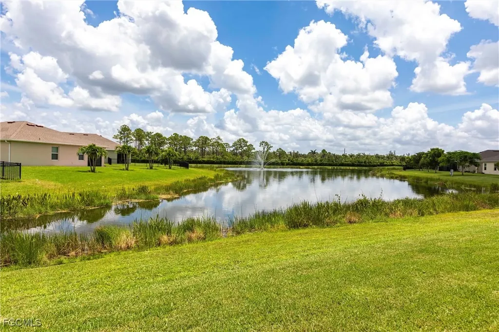 3313 Acapulco Circle Cape Coral FL 33909