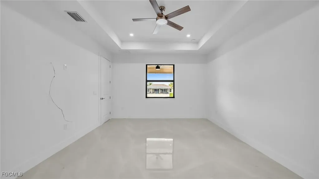 1717 NW 2nd Street Cape Coral FL 33993