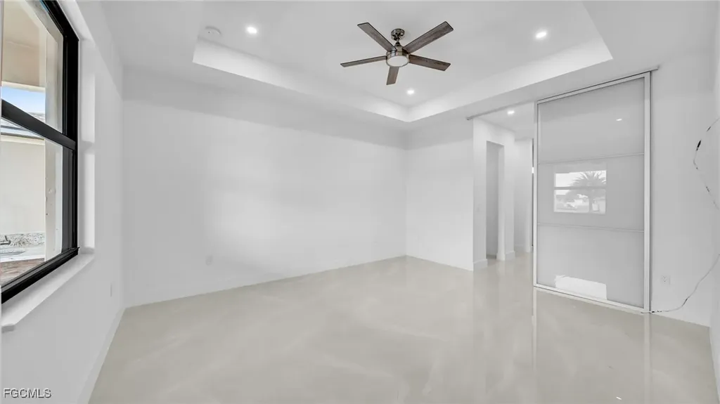 1717 NW 2nd Street Cape Coral FL 33993