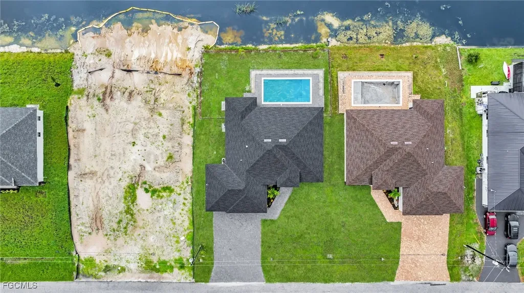 1717 NW 2nd Street Cape Coral FL 33993