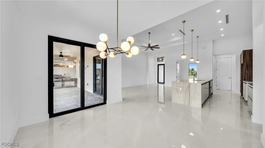 1717 NW 2nd Street Cape Coral FL 33993