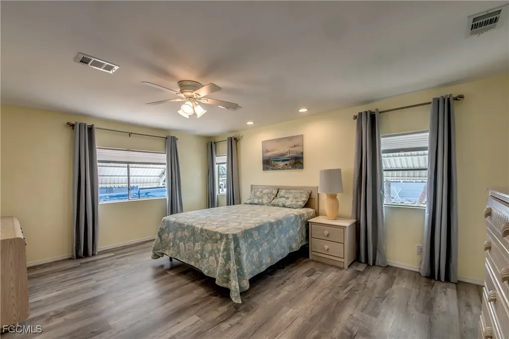 4920 Gulfgate Lane St. James City FL 33956