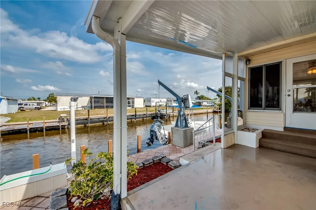 4920 Gulfgate Lane St. James City FL 33956