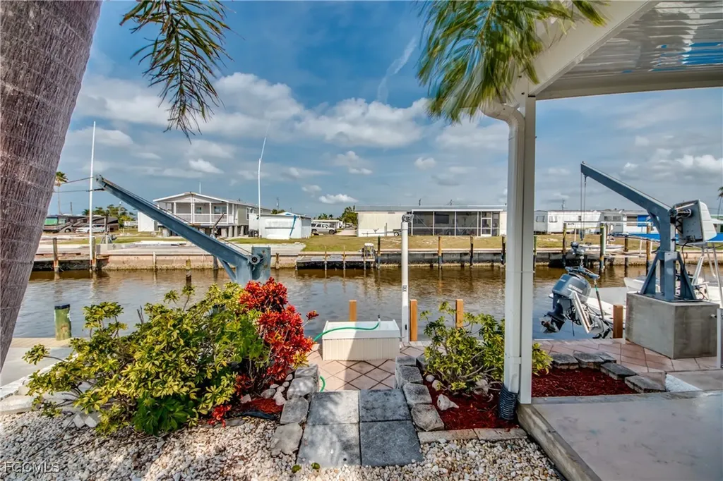 4920 Gulfgate Lane St. James City FL 33956