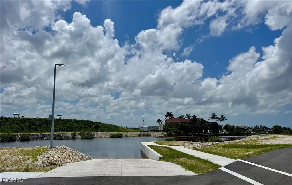 4703 NW 36th Street Cape Coral FL 33993