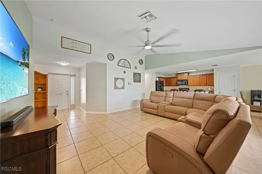 1624 NW 29th Street Cape Coral FL 33993
