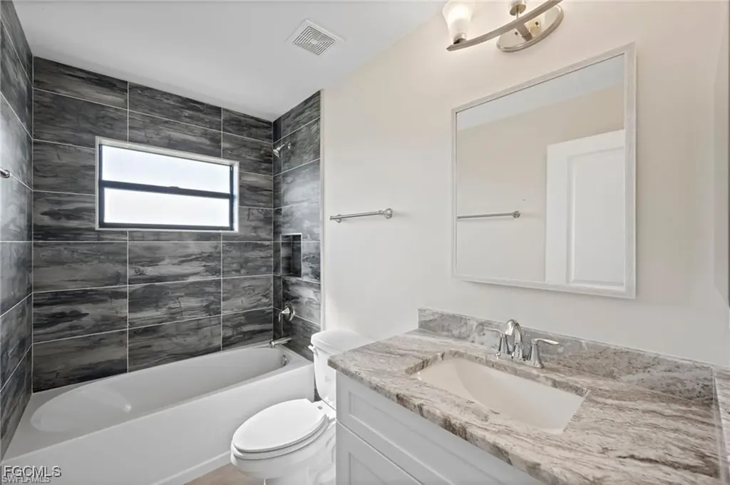 4009 NW 39th Street Cape Coral FL 33993