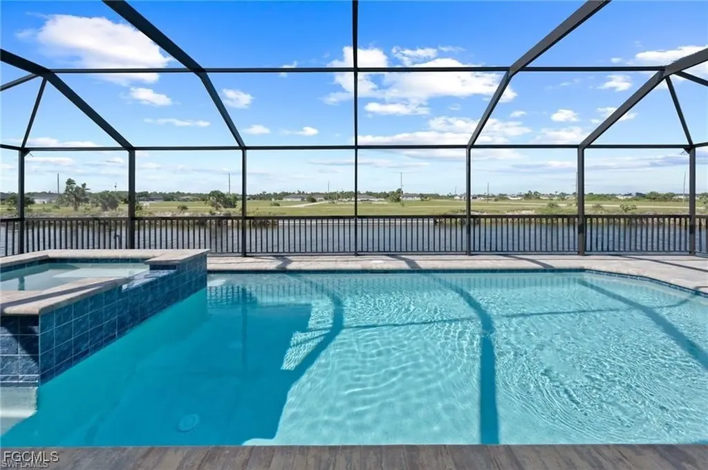 4009 NW 39th Street Cape Coral FL 33993