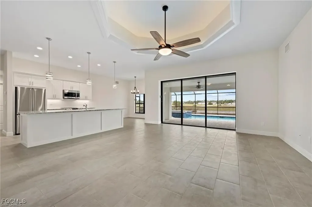 4009 NW 39th Street Cape Coral FL 33993