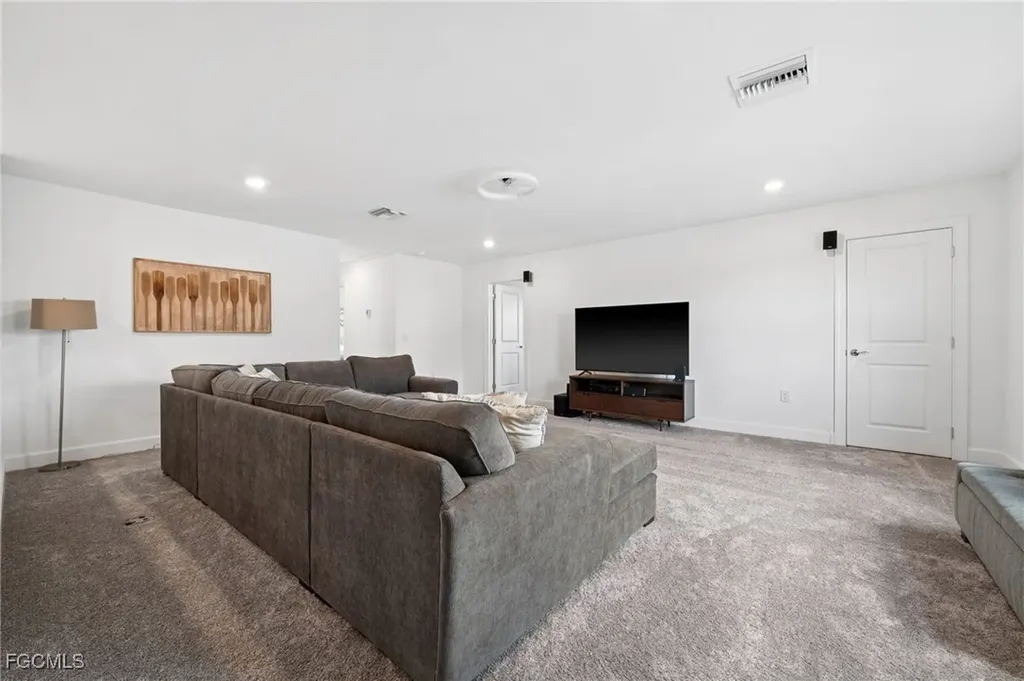 3664 Passion Vine Drive Alva FL 33920