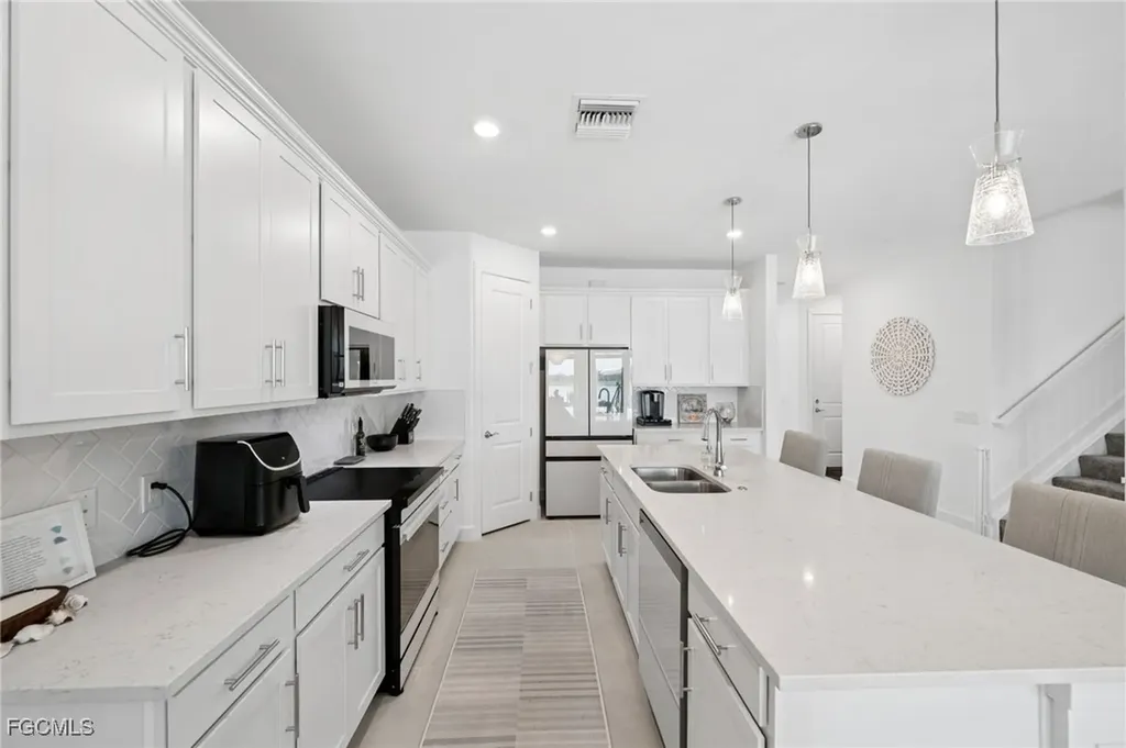 3664 Passion Vine Drive Alva FL 33920