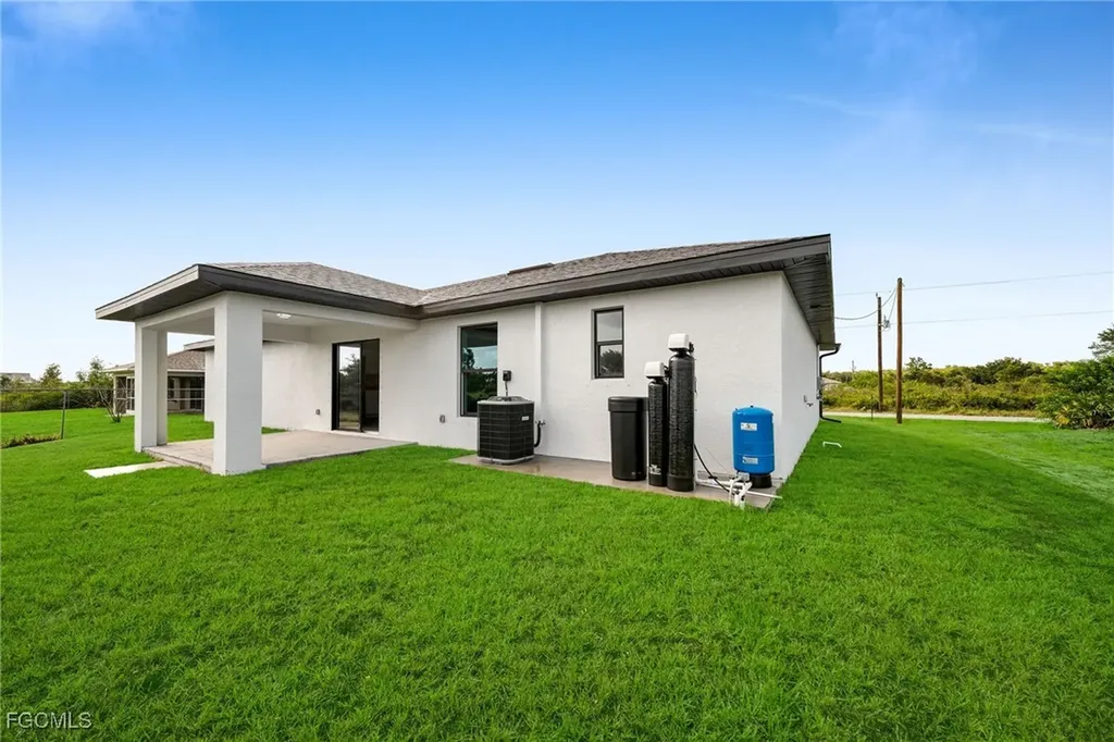 3011 71st Street W Lehigh Acres FL 33971
